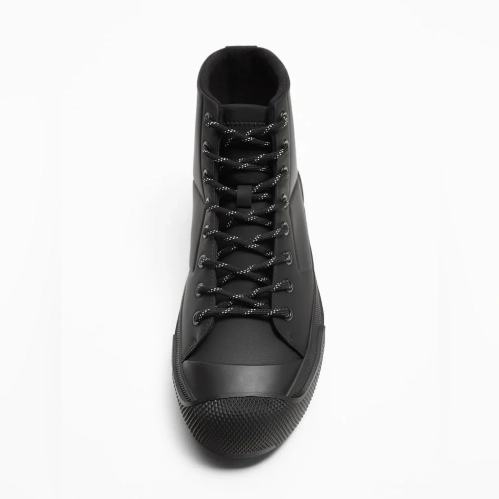 NWT. Zara Man Black Rubberised High-Top Trainers. Size 7.